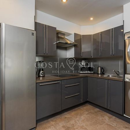 Puerto Marina-Benalmadena Luxury Apartment Dentro De La Isla Kültér fotó