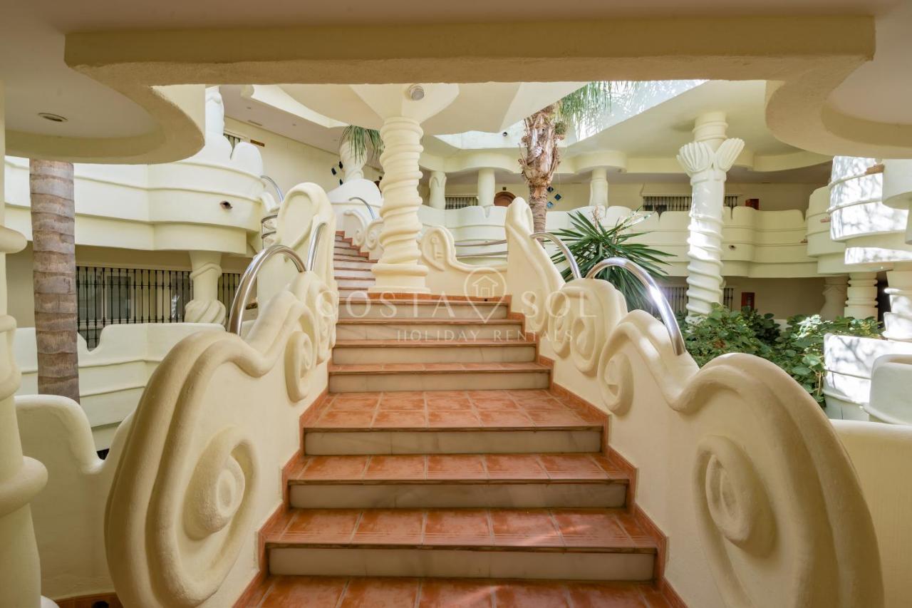 Puerto Marina-Benalmadena Luxury Apartment Dentro De La Isla Kültér fotó